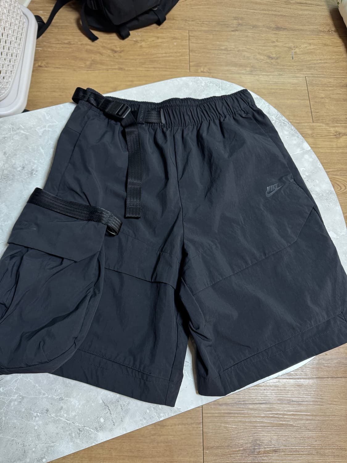 [S]나이키 테크팩 카고 우븐 쇼츠 반바지 블랙 상품이미지1