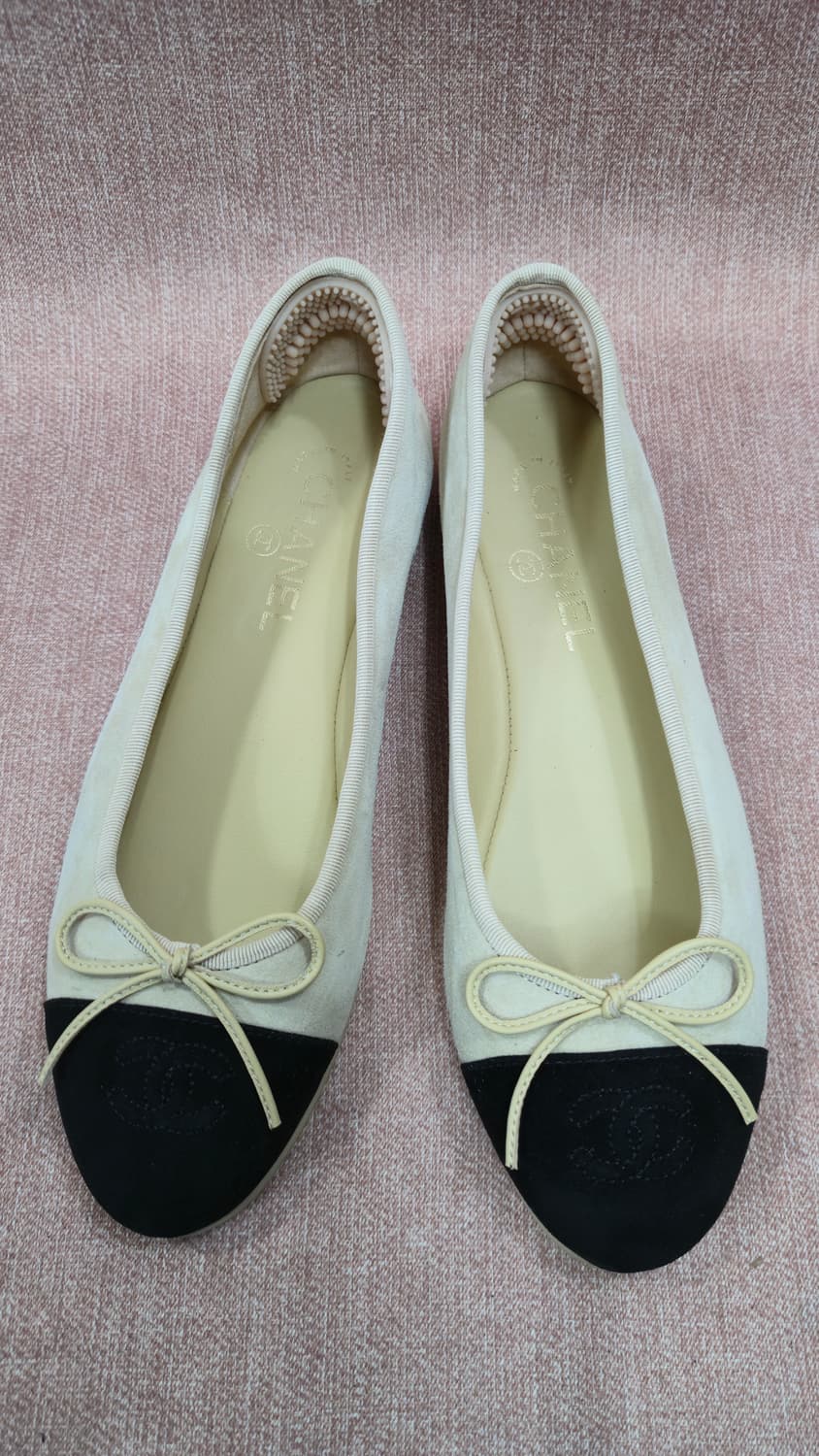 샤넬정품 일회착용 39C사이즈-  벨벳 플랫슈즈 상품이미지1