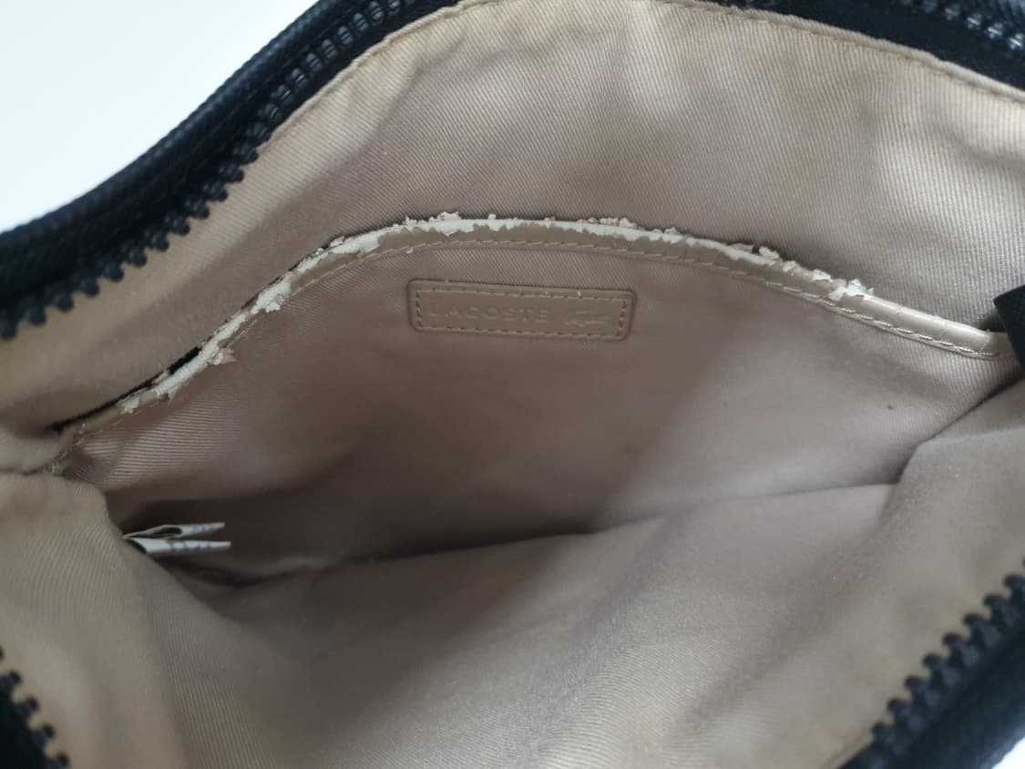 라코스테 정품 미니크로스백 팝니다 상품이미지3