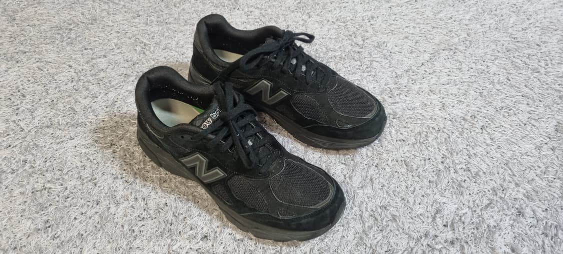 뉴발란스 990v3 트리플블랙 280 상품이미지2