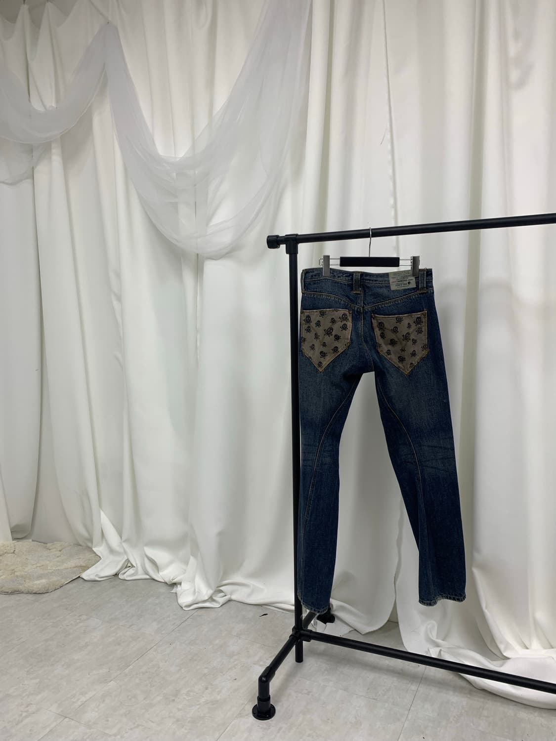 Levi’s skull-detail jeans 상품이미지4