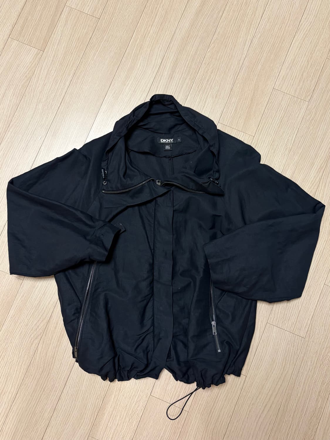 아야즈 dkny 바람막이 상품이미지3