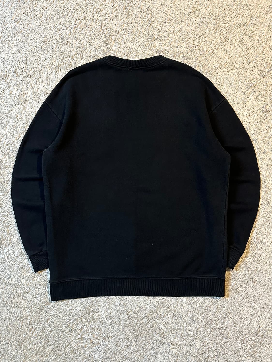 벤데이비스 BEN DAVIS 원포켓 패치 맨투맨 블랙 상품이미지3