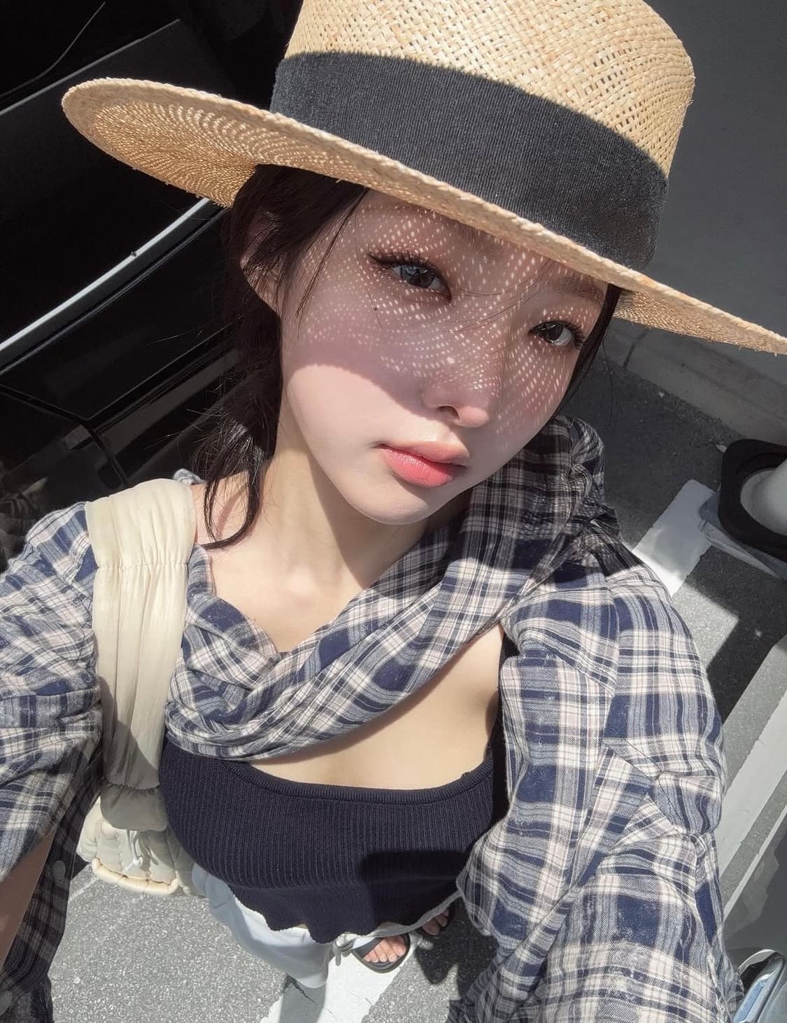 새상품!남서연착용)에즈이프캘리 셔츠 네이비 상품이미지2