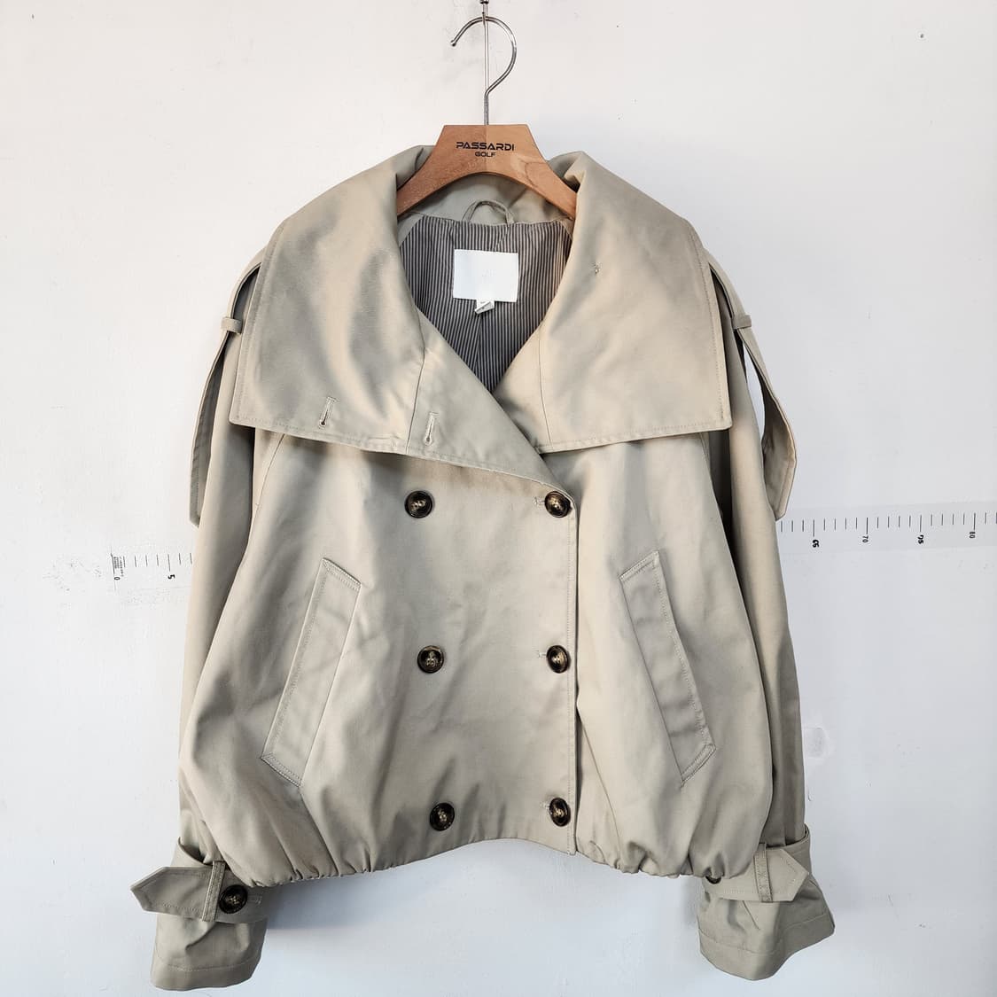 H&M 크롭 트렌치 자켓 상품이미지4