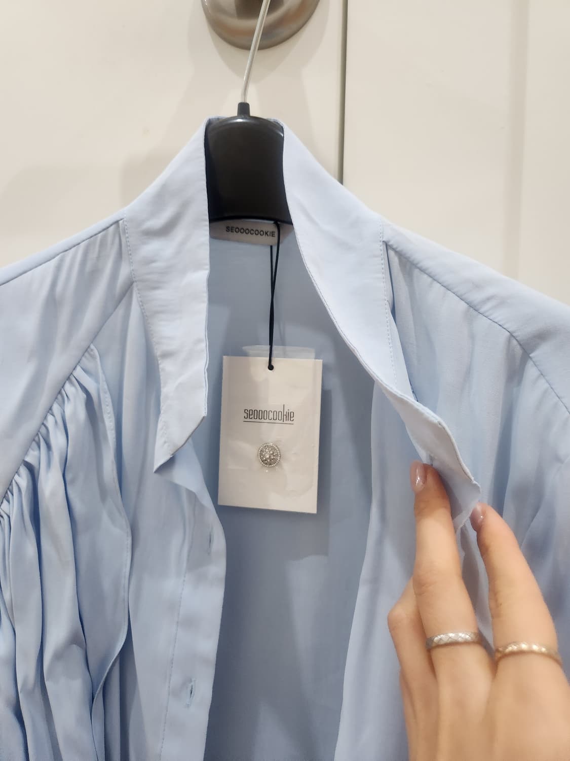 서쿠키. 큐브라리본블라우스. 새상품 상품이미지1