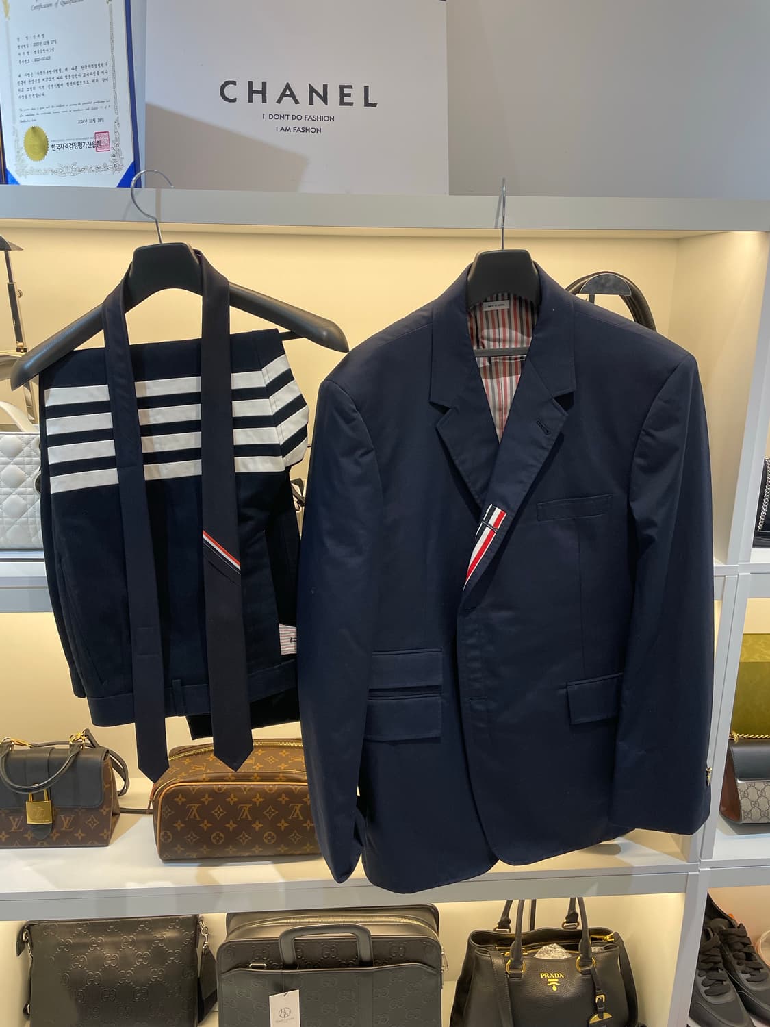 [정품] 톰브라운 정장 셋업 상품이미지1