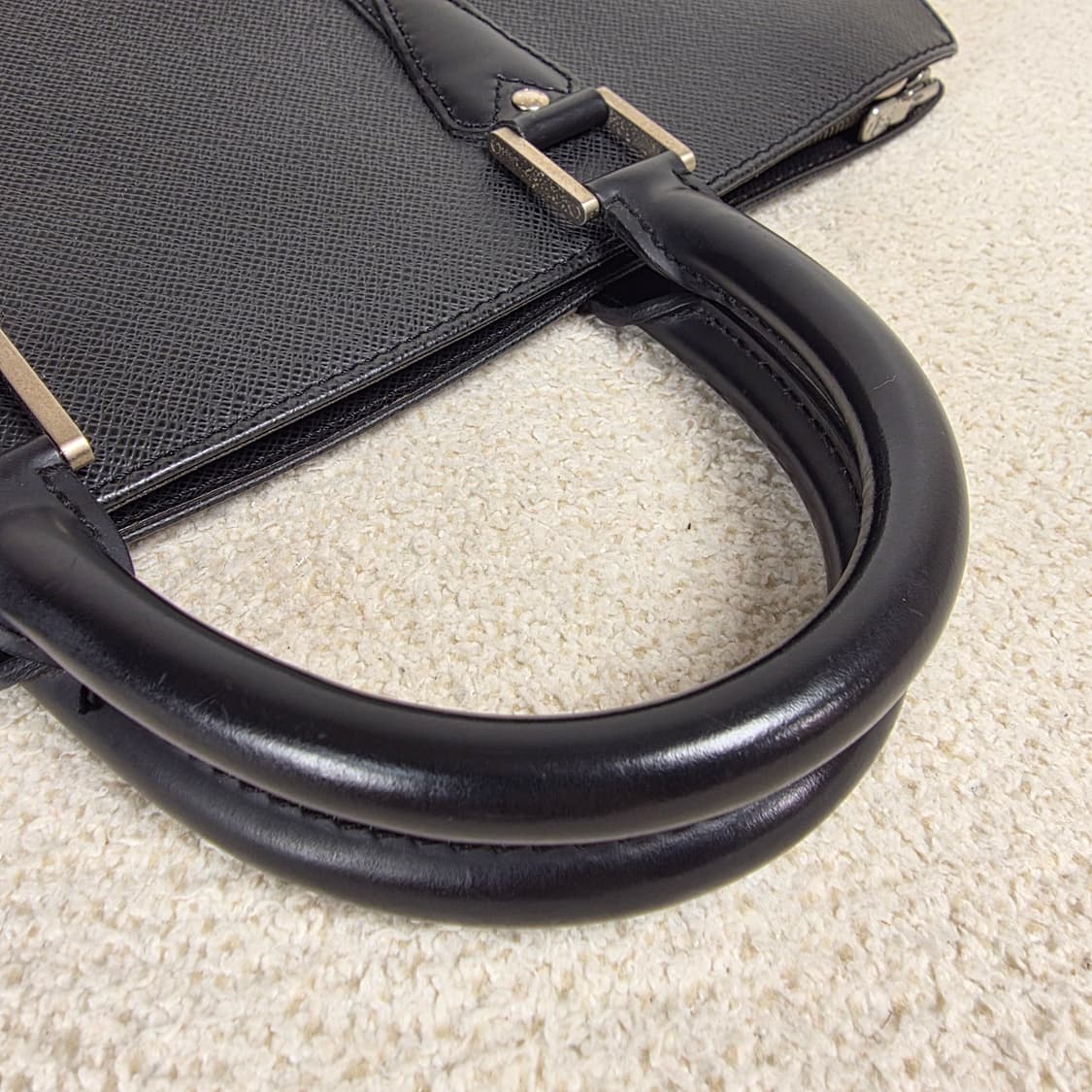 루이비통 서류가방 타이가 로잔 상품이미지3