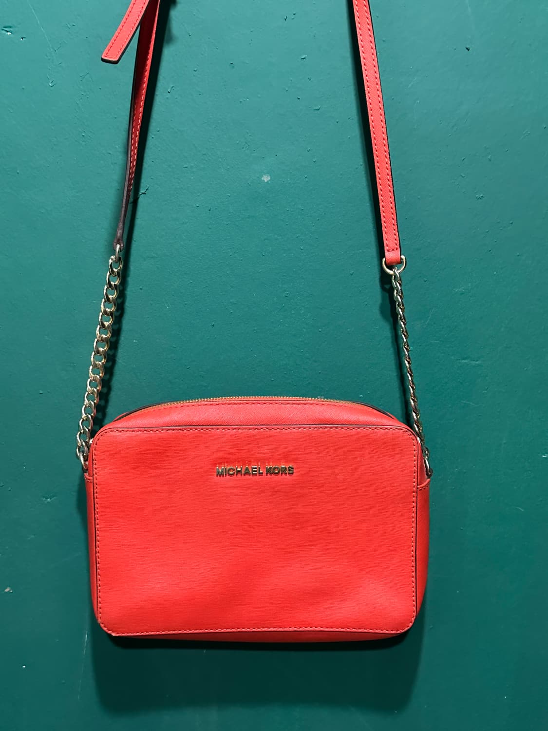 마이클코어스 가죽 크로스백 상품이미지1