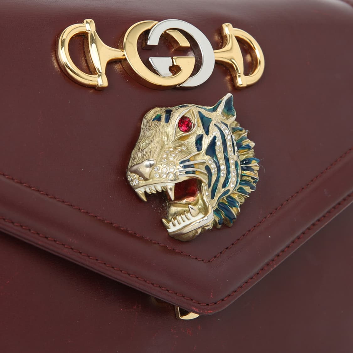 구찌 주미 타이거 체인 크로스 미니숄더백 버건디 537243 상품이미지8