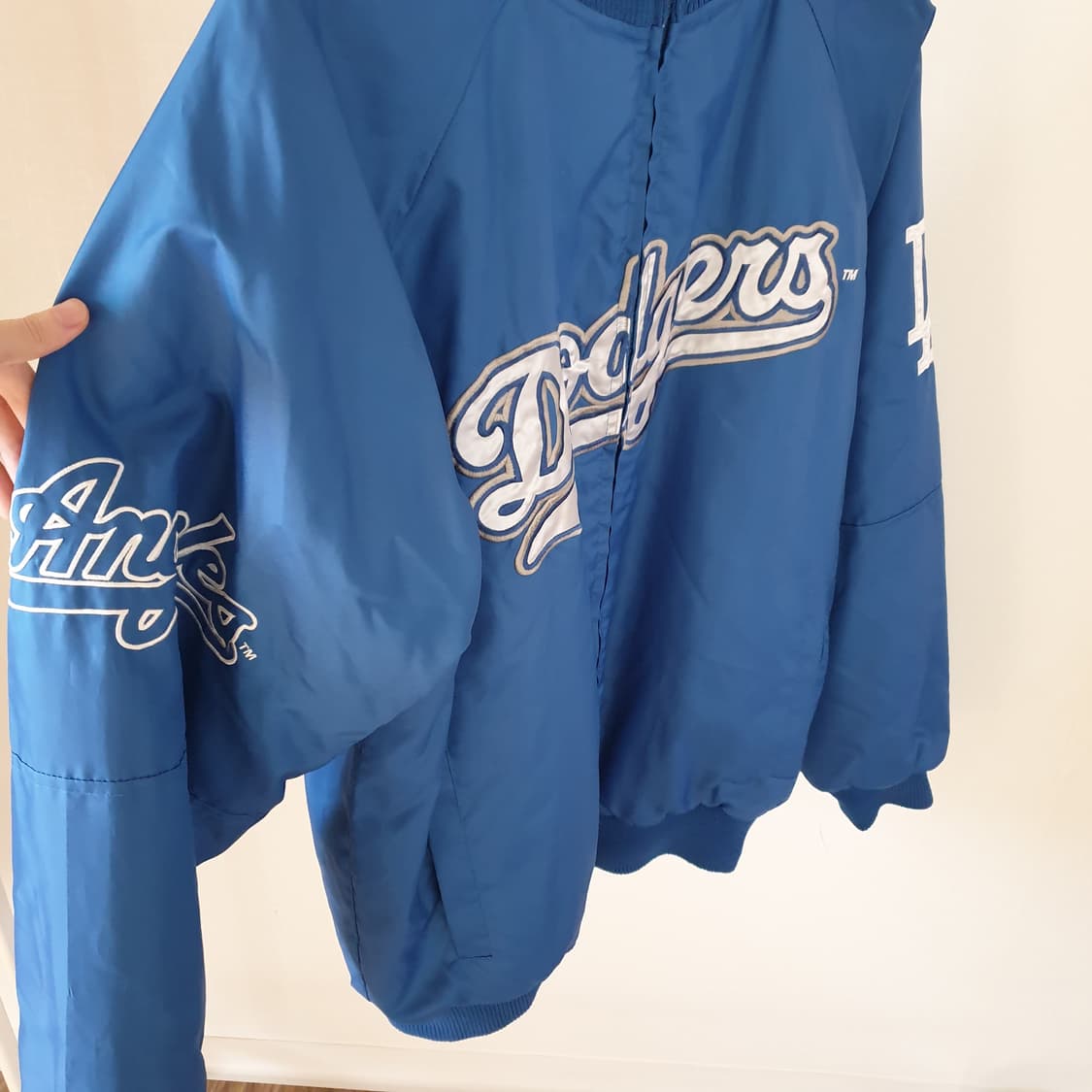 G-III Sports LA다저스 리버시블 점퍼 상품이미지2