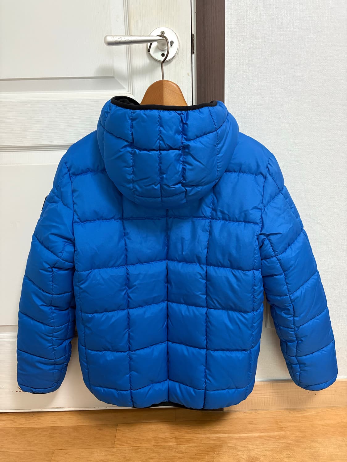 나이키 조던 키즈 주니어 에센셜 패딩 IO2559-424 상품이미지2