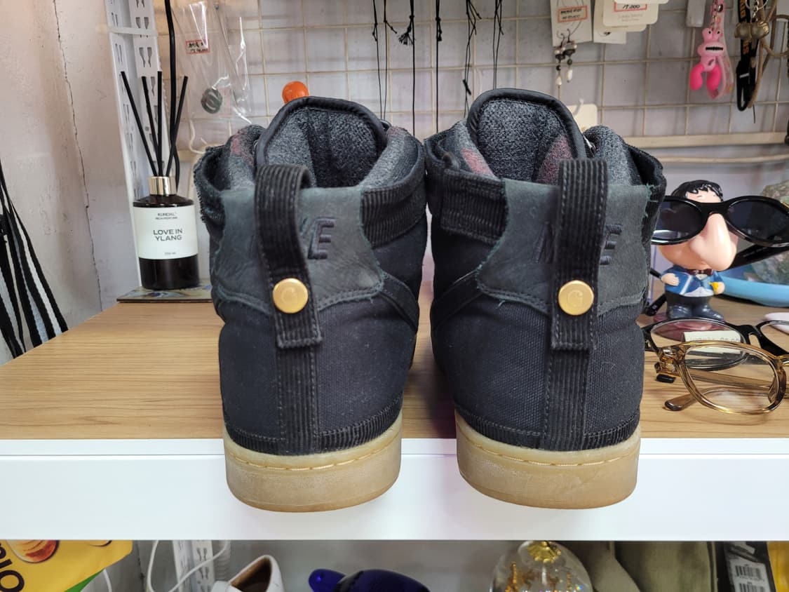 Nike 칼하트 반달 하이 운동화 상품이미지3