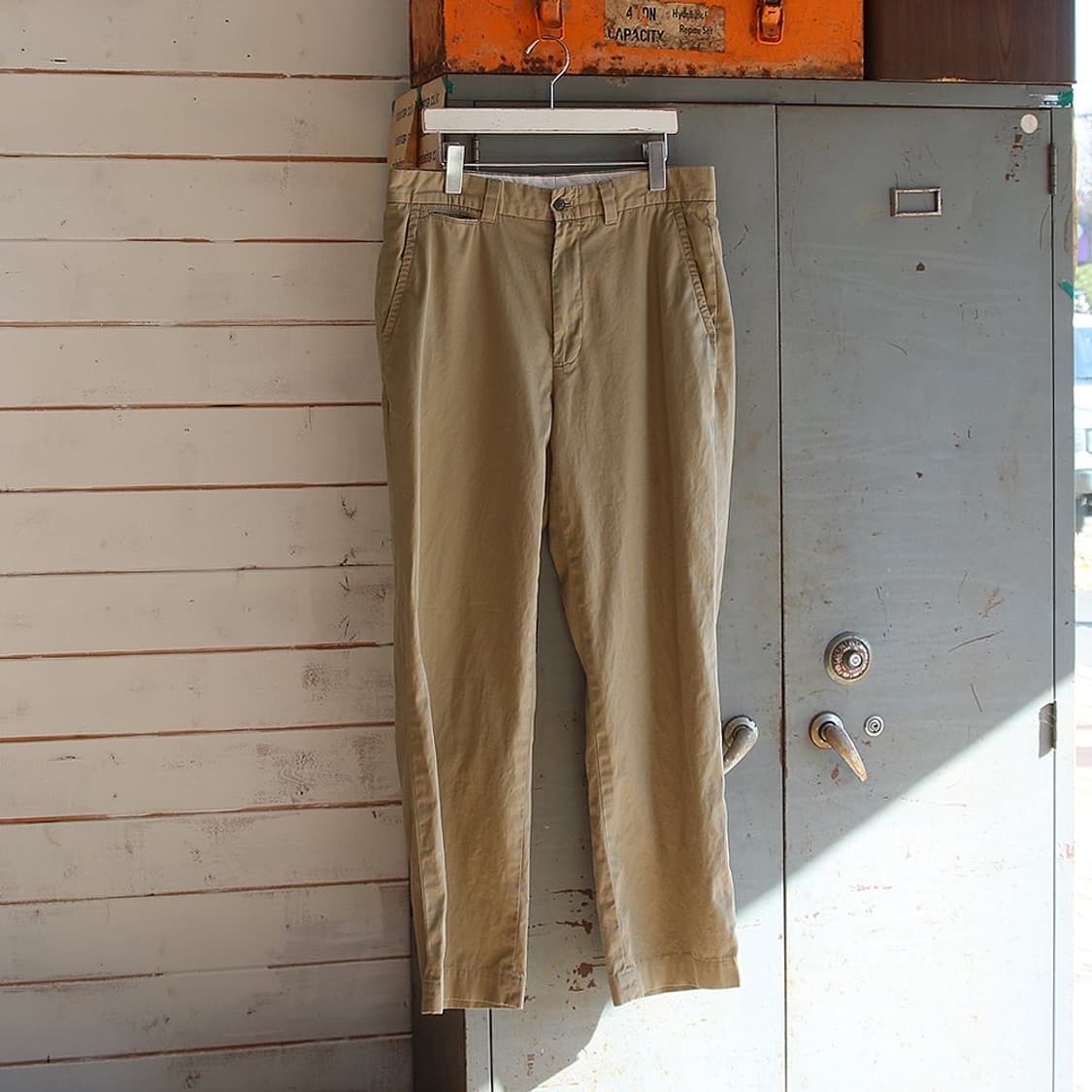 (착용컷) 폴로 랄프로렌 치노 팬츠 (남성용 32) 상품이미지3