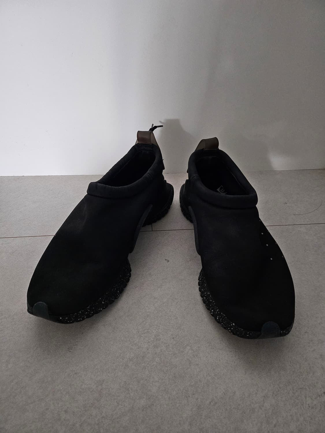 언더커버 x 나이키 목 플로우 상품이미지1