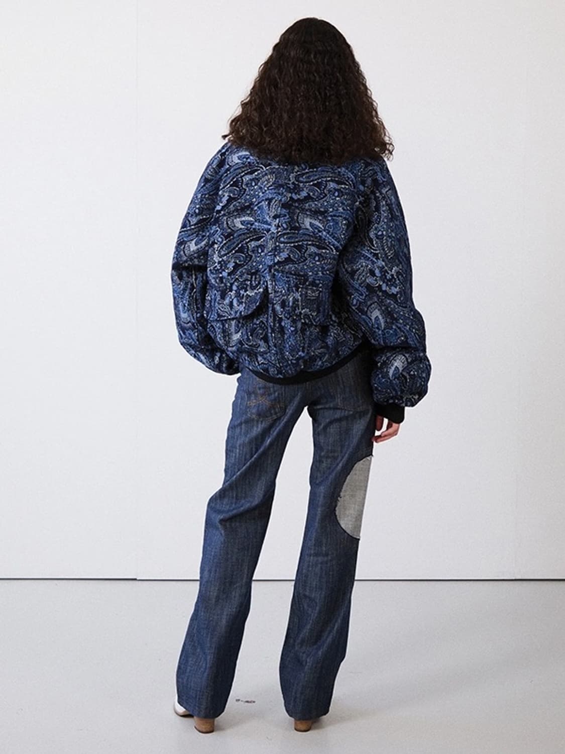 [0]에드워드 커밍 25fw 서클 윈도우 V13 데님 팬츠 상품이미지3