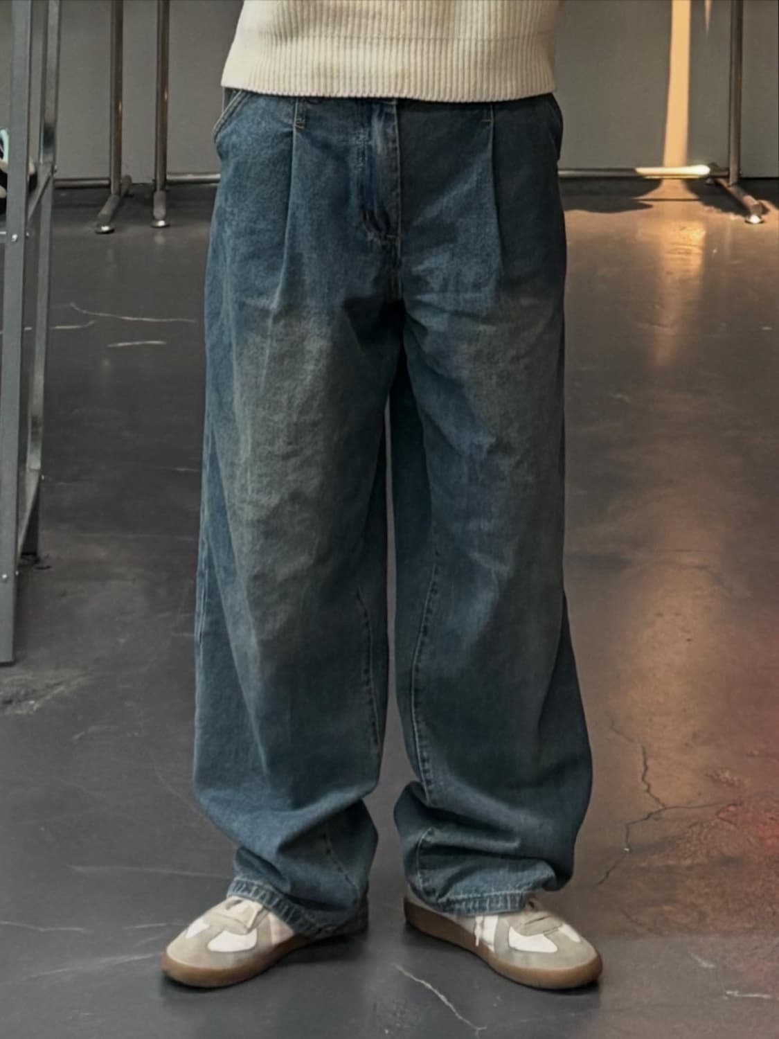 디미트리블랙 와이드 워싱 라이트인디고 데님 팬츠 A3474 상품이미지1