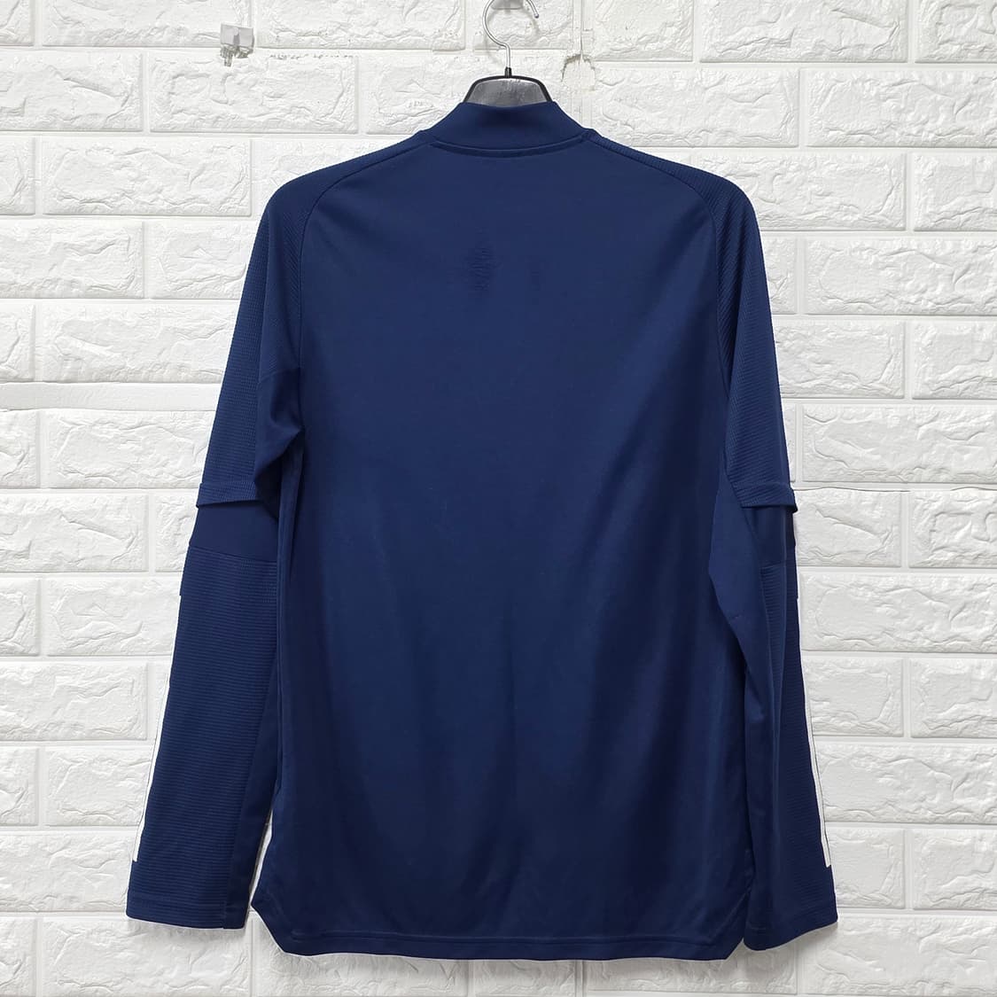 택포) 아디다스 네이비 하프집업 티셔츠 L 상품이미지4