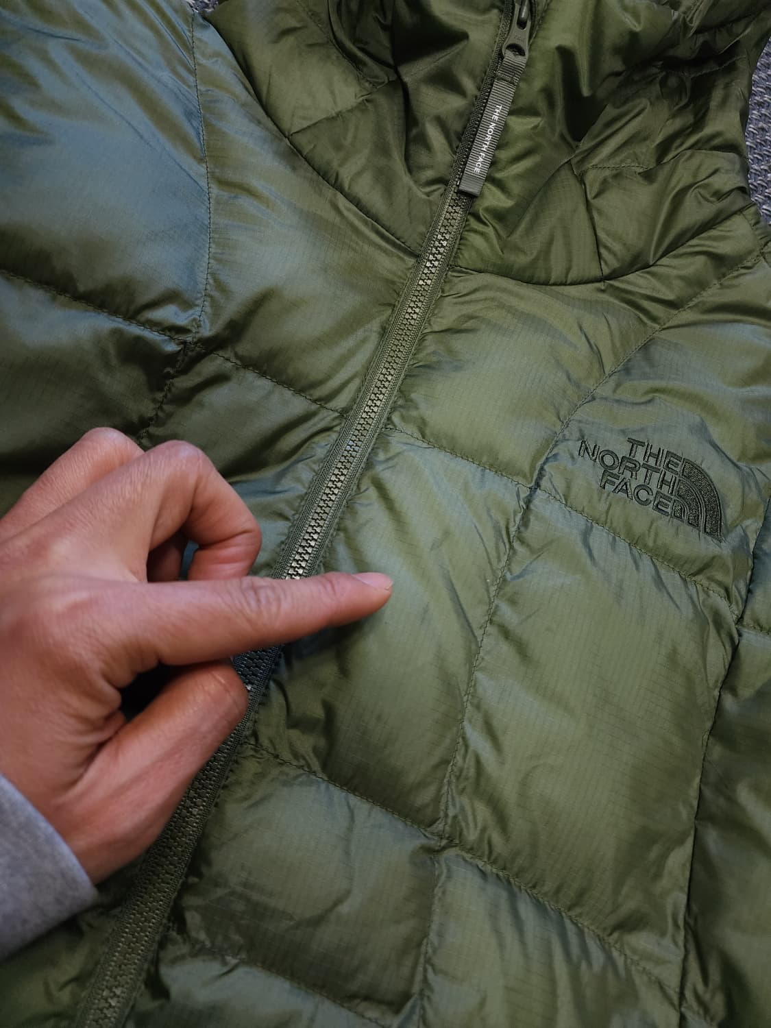 노스페이스 웨이브 라이트 온볼 패딩 95 m사이즈 상품이미지8