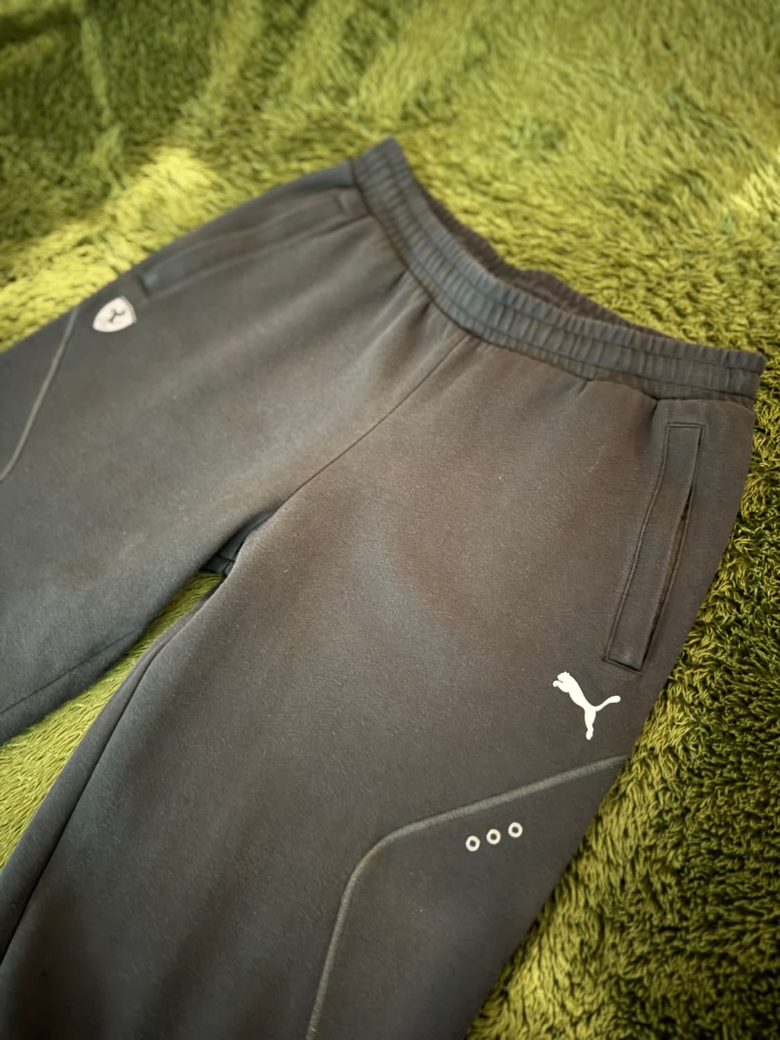 [L] 푸마 X 페라리 F1 트레이닝 스웻 팬츠 블랙 상품이미지2