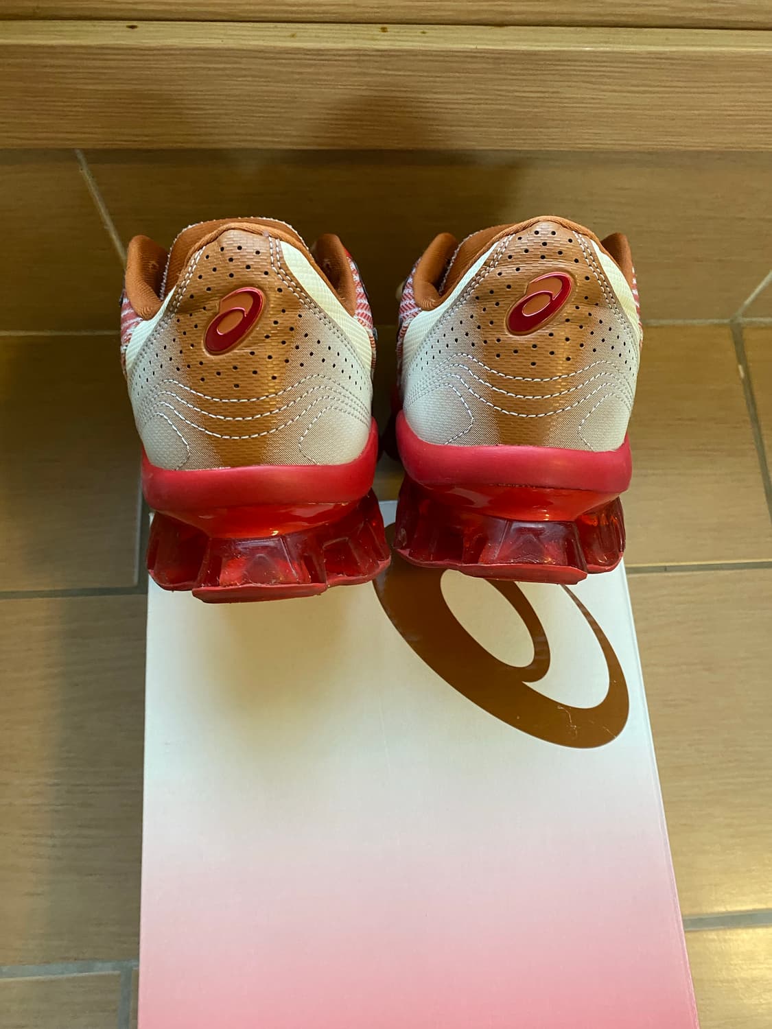 [285] 키코 아식스 젤퀀텀 레비트랙 레드 상품이미지6