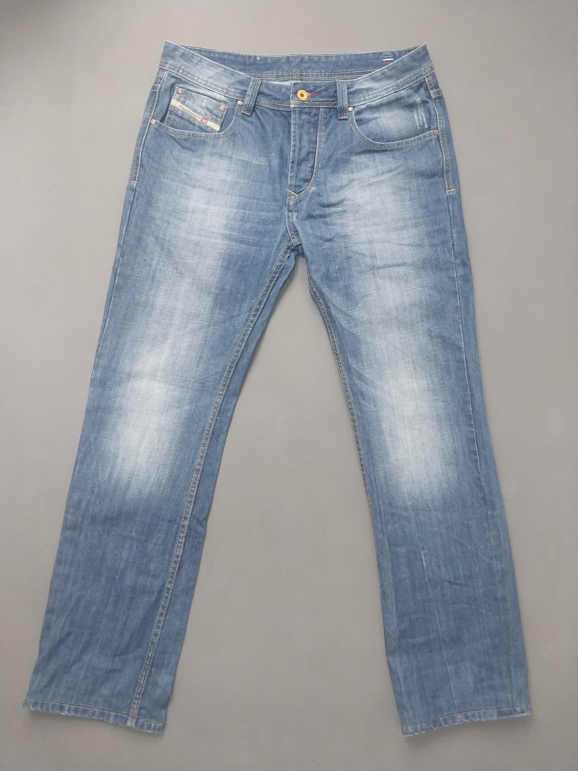 [34] 디젤 데미지 레귤러 스트레이트진 청바지 상품이미지1