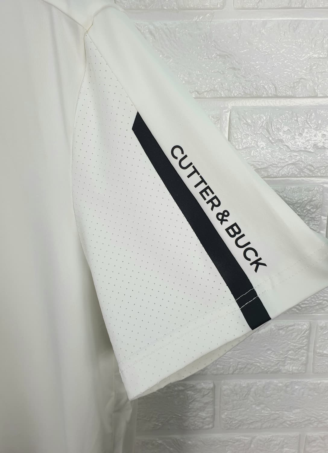 [105]커터앤벅 기능성 반팔 카라티 상품이미지3