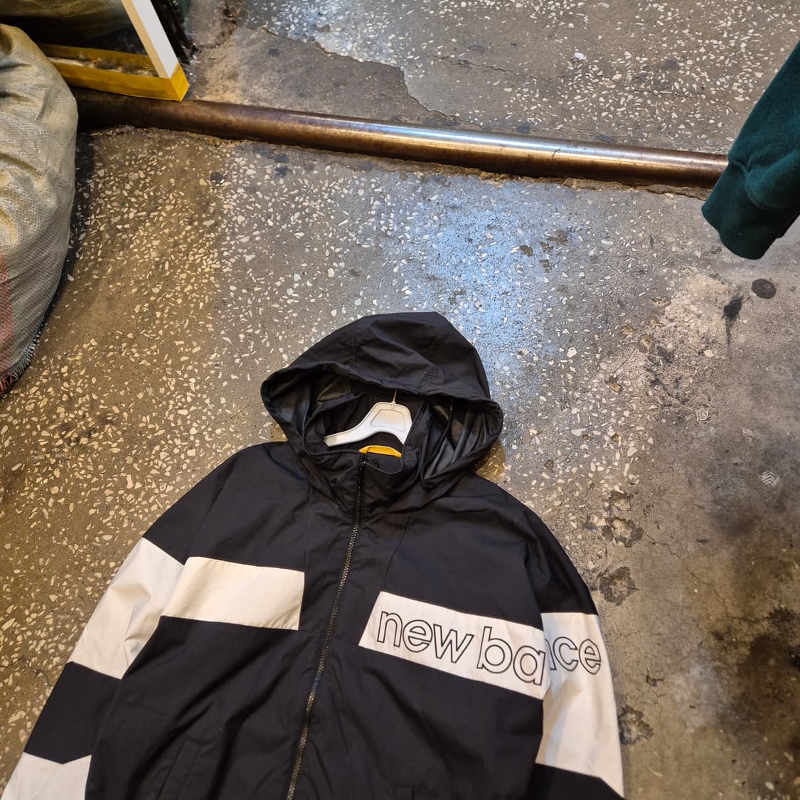 M 뉴발란스 배색 윈드브레이커  상품이미지6