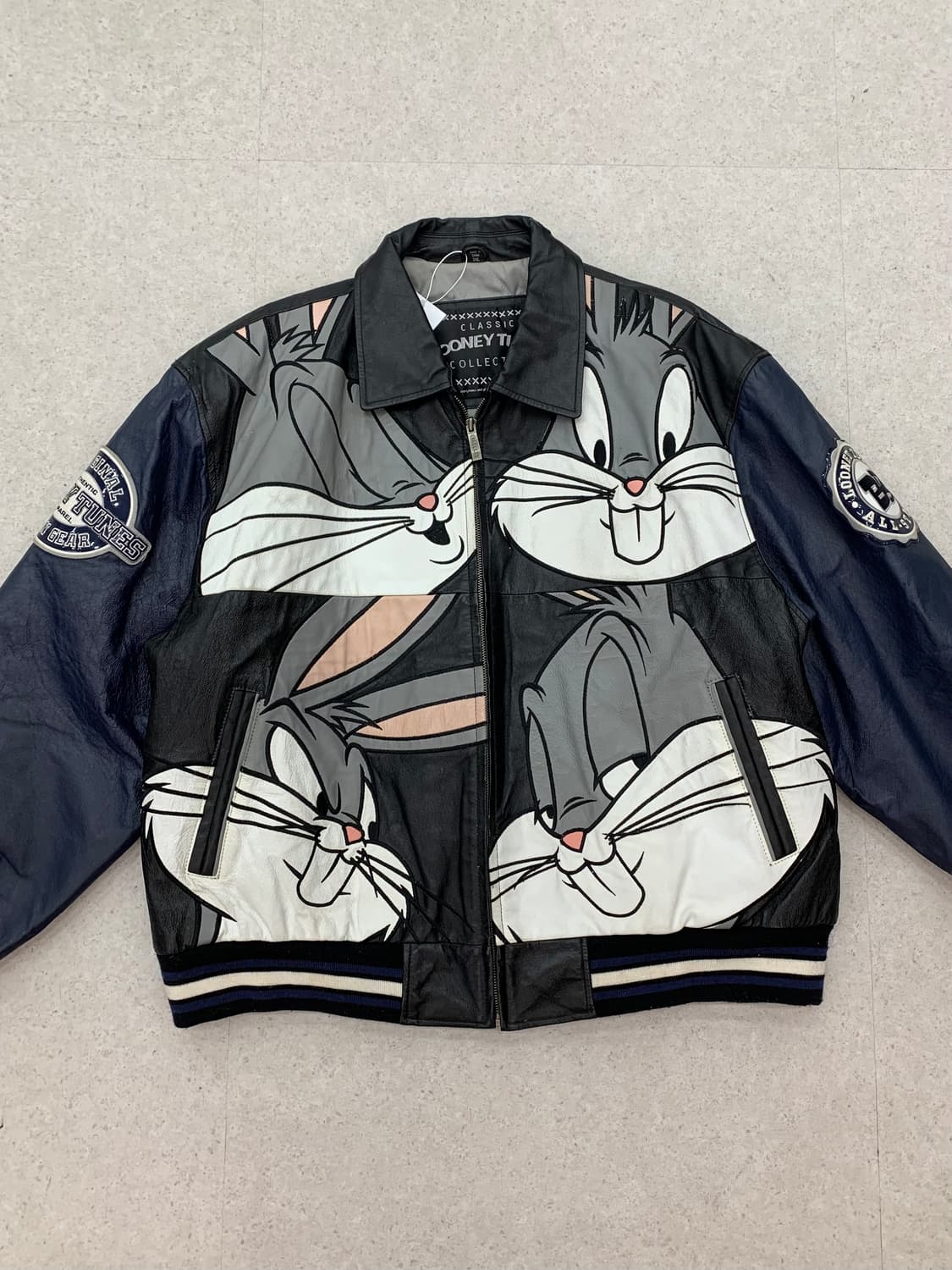 Looneytunes 루니툰즈 벅스버니 가죽자켓 상품이미지1