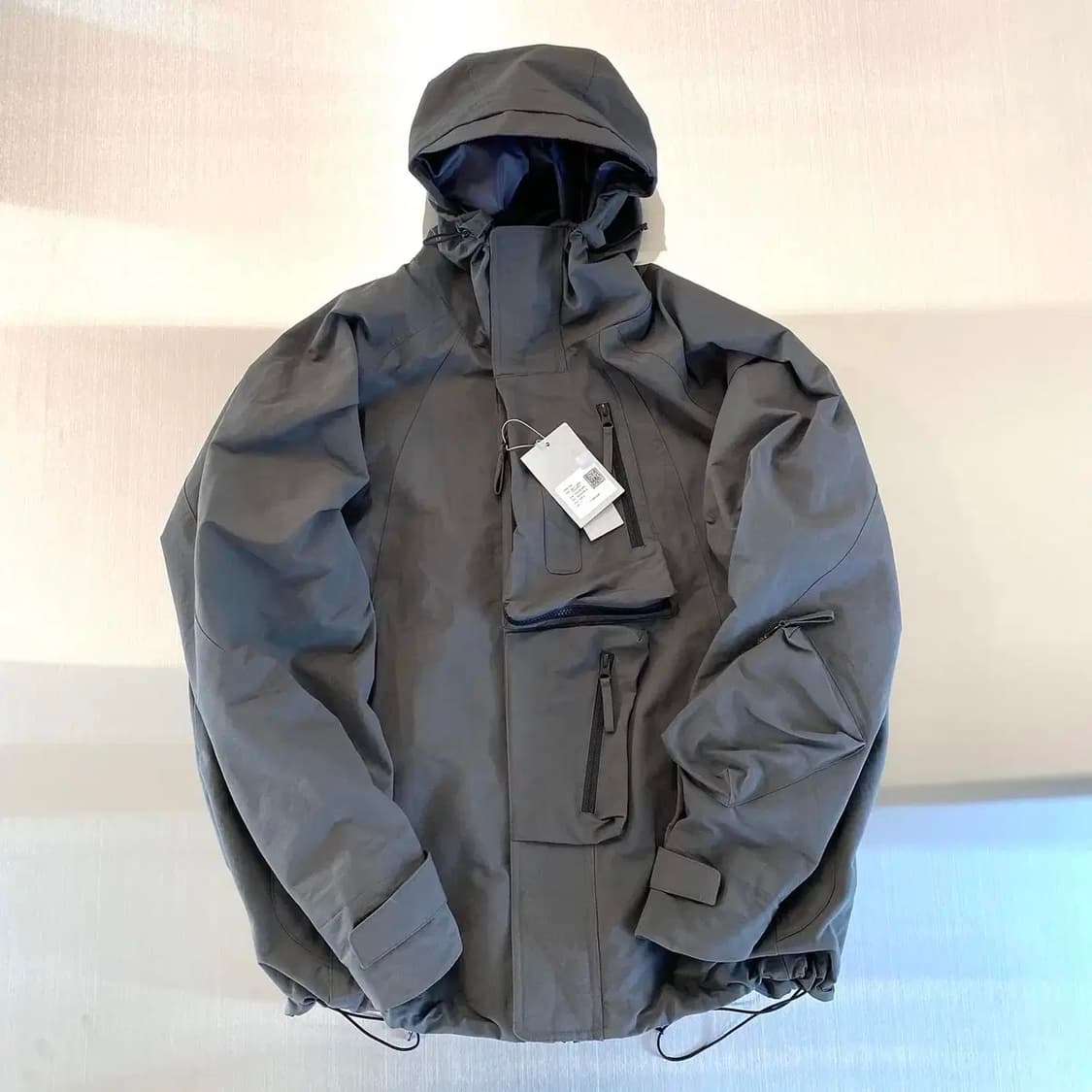 언더마이카 라이칸 티 리프 1size 상품이미지1