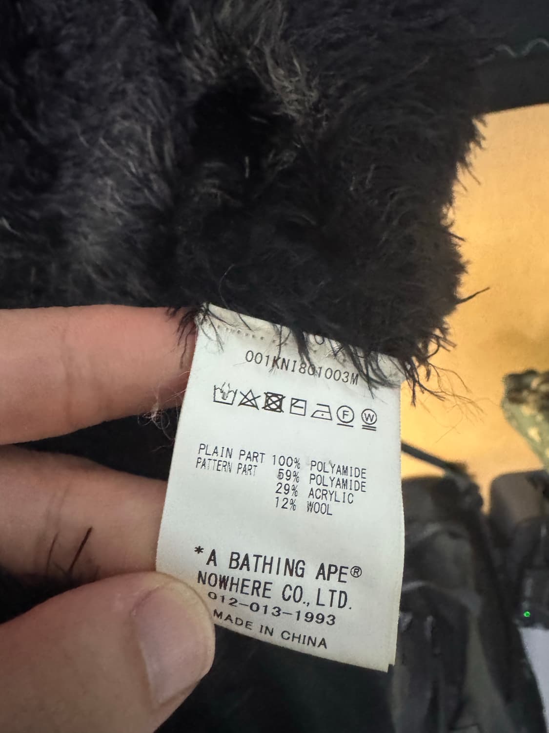 베이프 페이스 니트 팝니다 상품이미지4