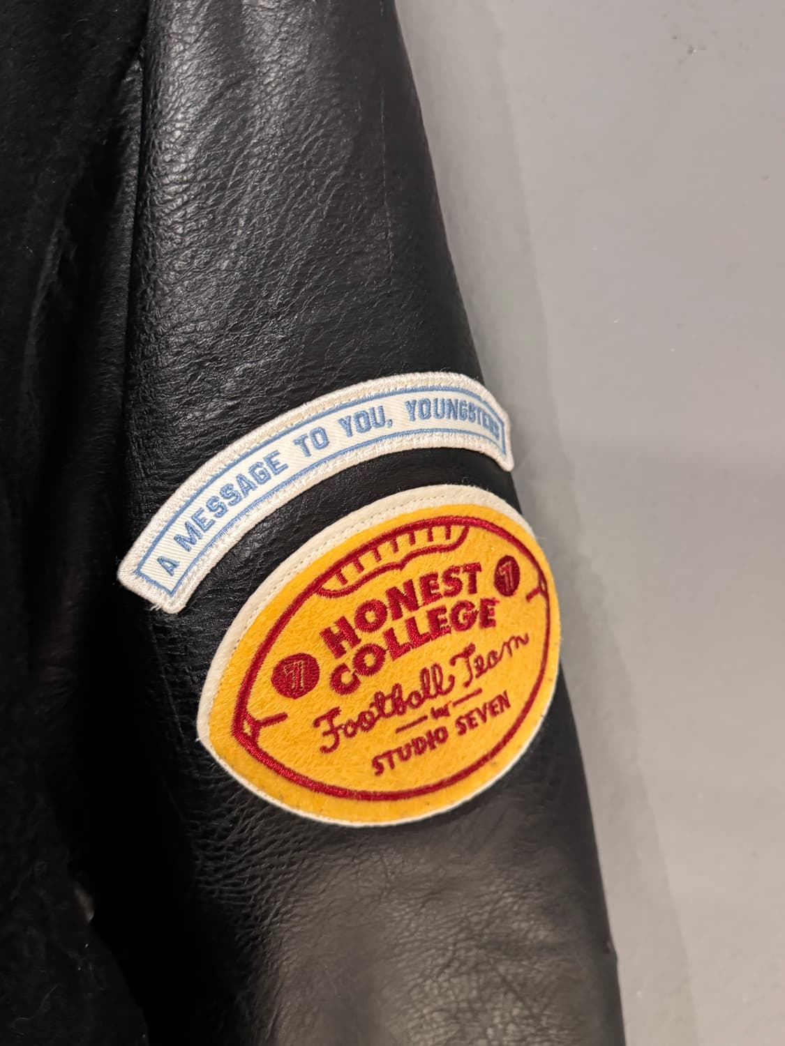 Honest College by 스튜디오 세븐 레더 바시티자켓  상품이미지6