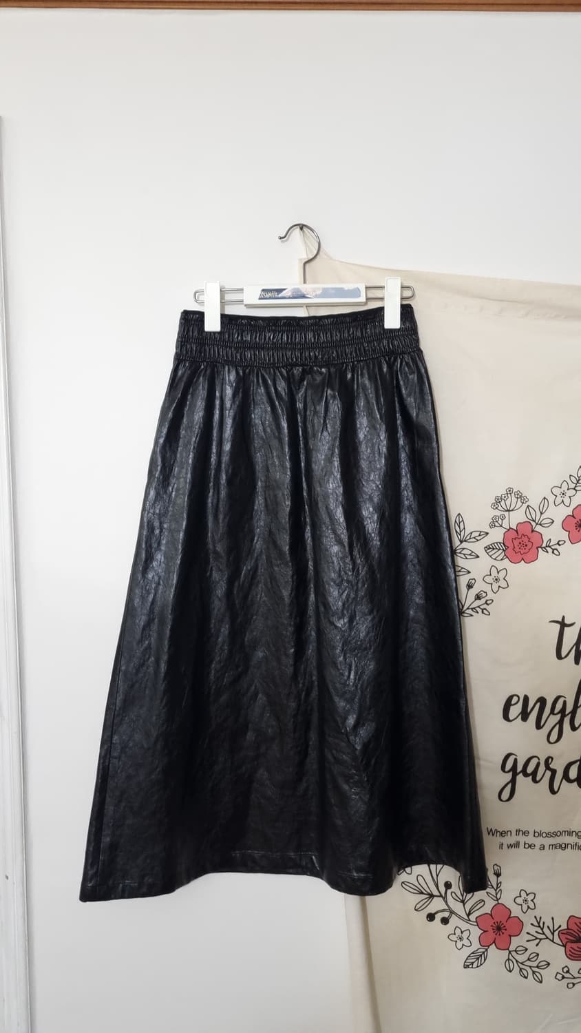 BENETTON 볼륨 레더 밴딩 롱 스커트 42 상품이미지7