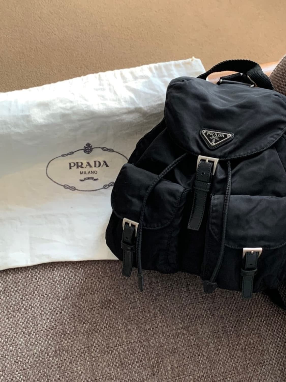 프라다 백팩 스몰사이즈 상품이미지1