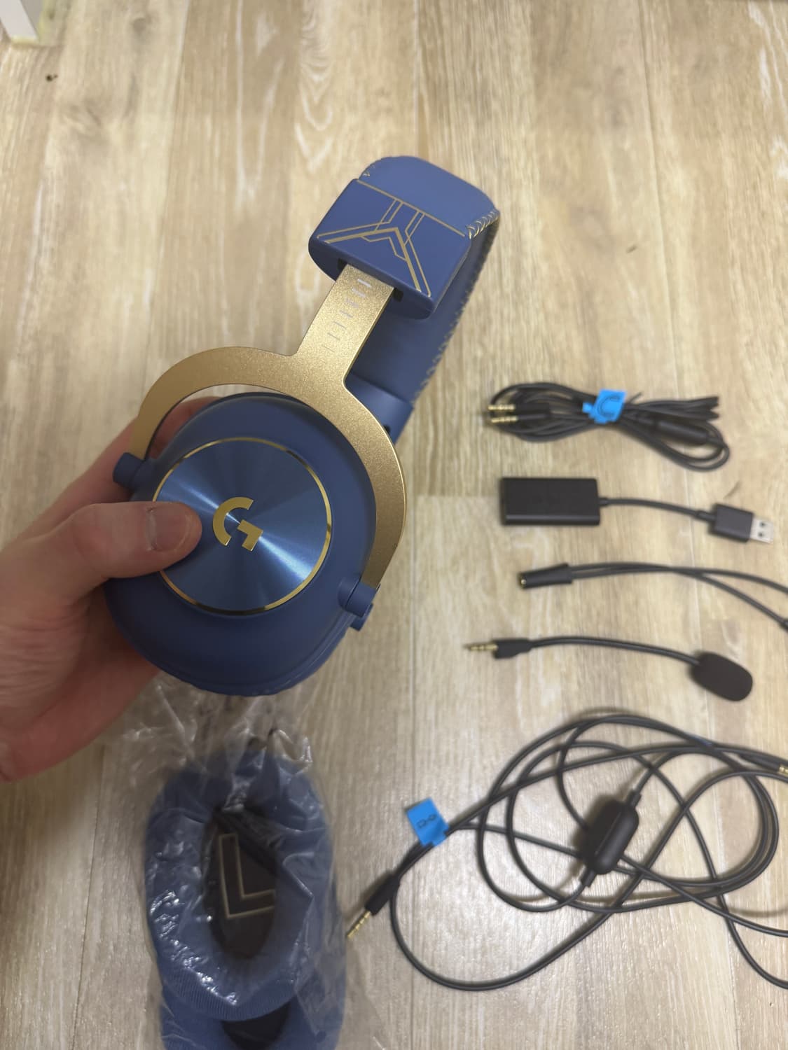 로지텍 X 리그오브레전드 롤 프로 헤드셋 상품이미지3