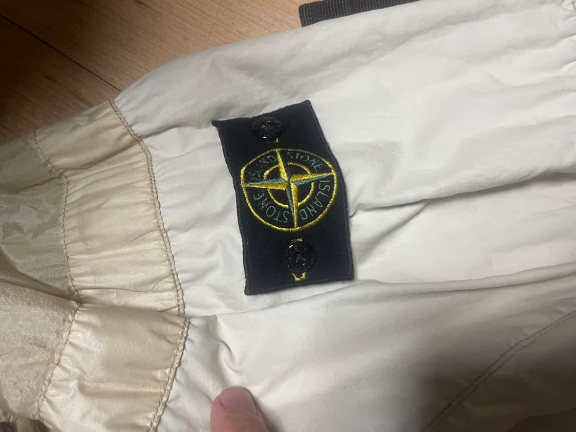 나이키 스톤아일랜드 윈드러너 l 상품이미지2