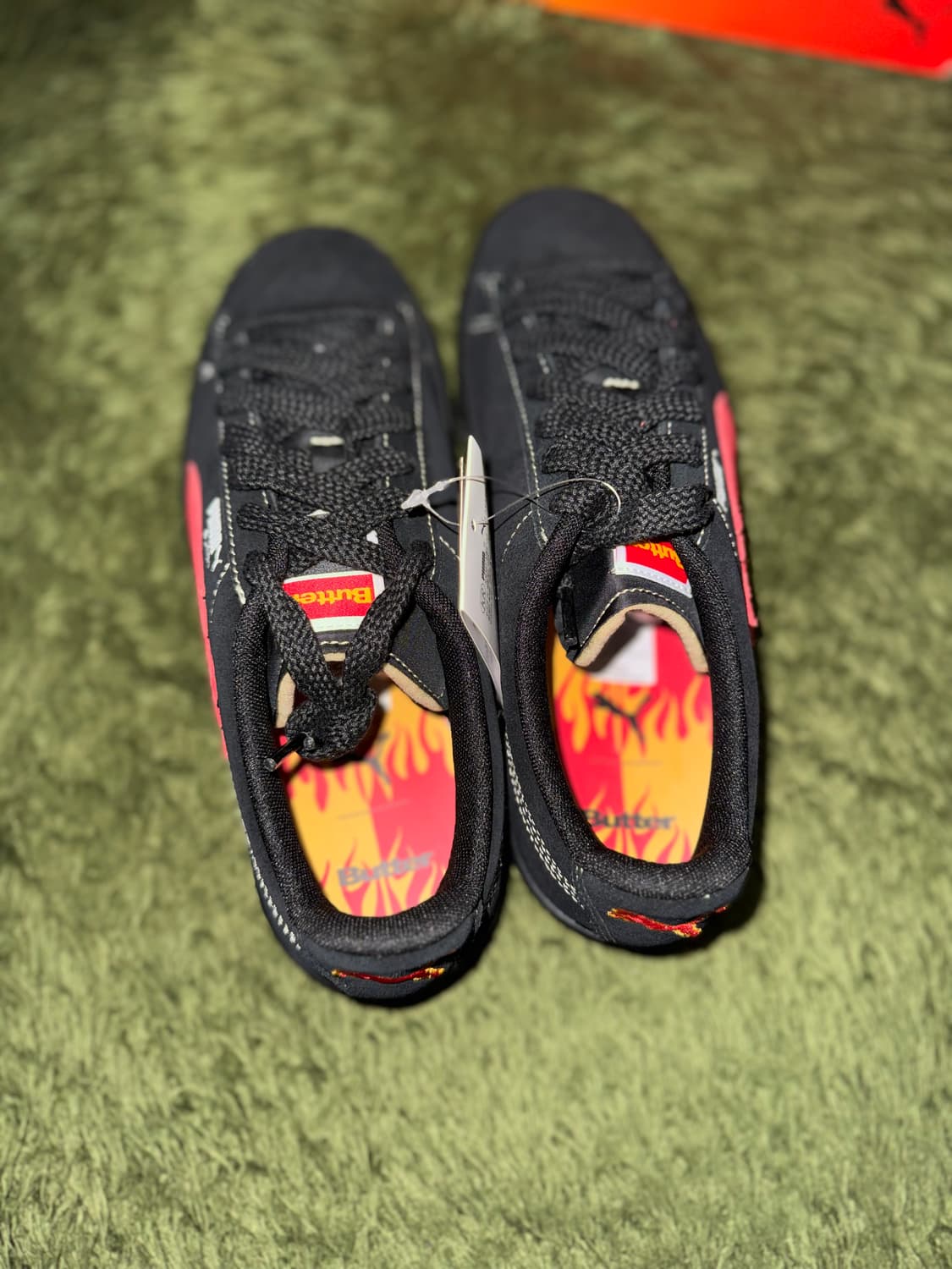 [250] 푸마 X 버터굿즈 콜라보 플레임 스웨이드 블랙 상품이미지3