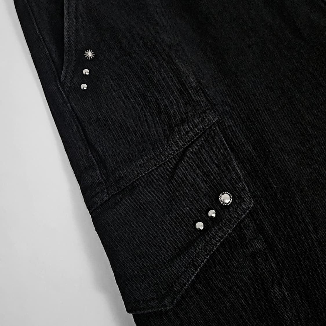 Lindel 웨스턴 리벳 워싱 카고 팬츠 (black) 상품이미지7