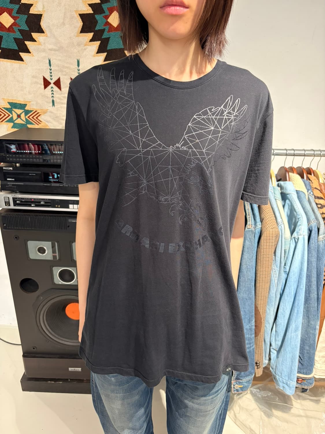 Armani Exchange 기하학 로고 반팔 티셔츠 상품이미지2