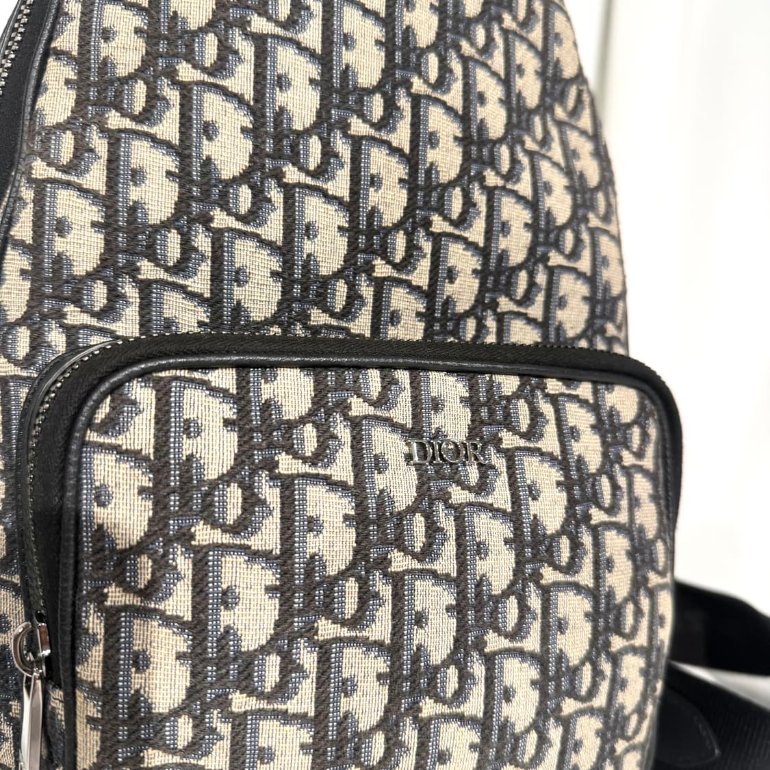 디올 오블리크 바이커 슬링백 상품이미지5