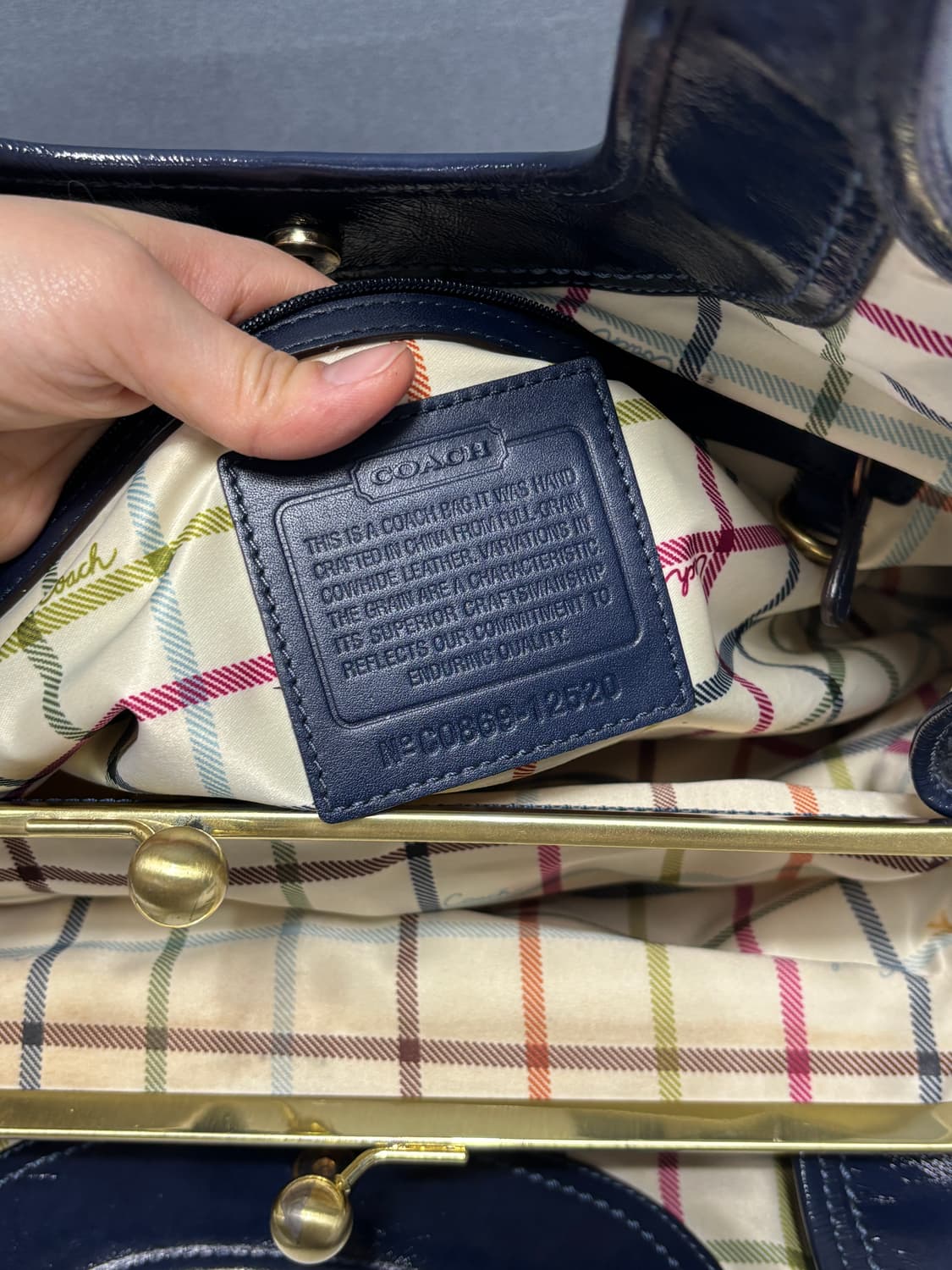 코치 쉘 에나멜 숄더백 상품이미지5