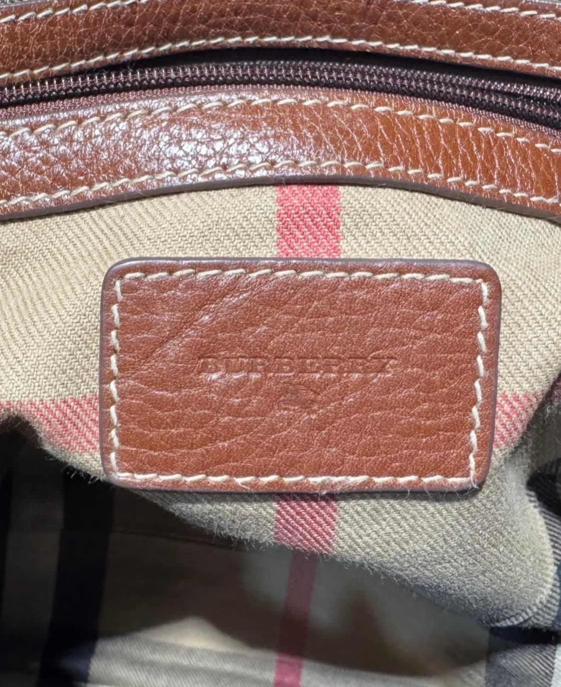 버버리 헤리티지 포켓 숄더백 상품이미지5