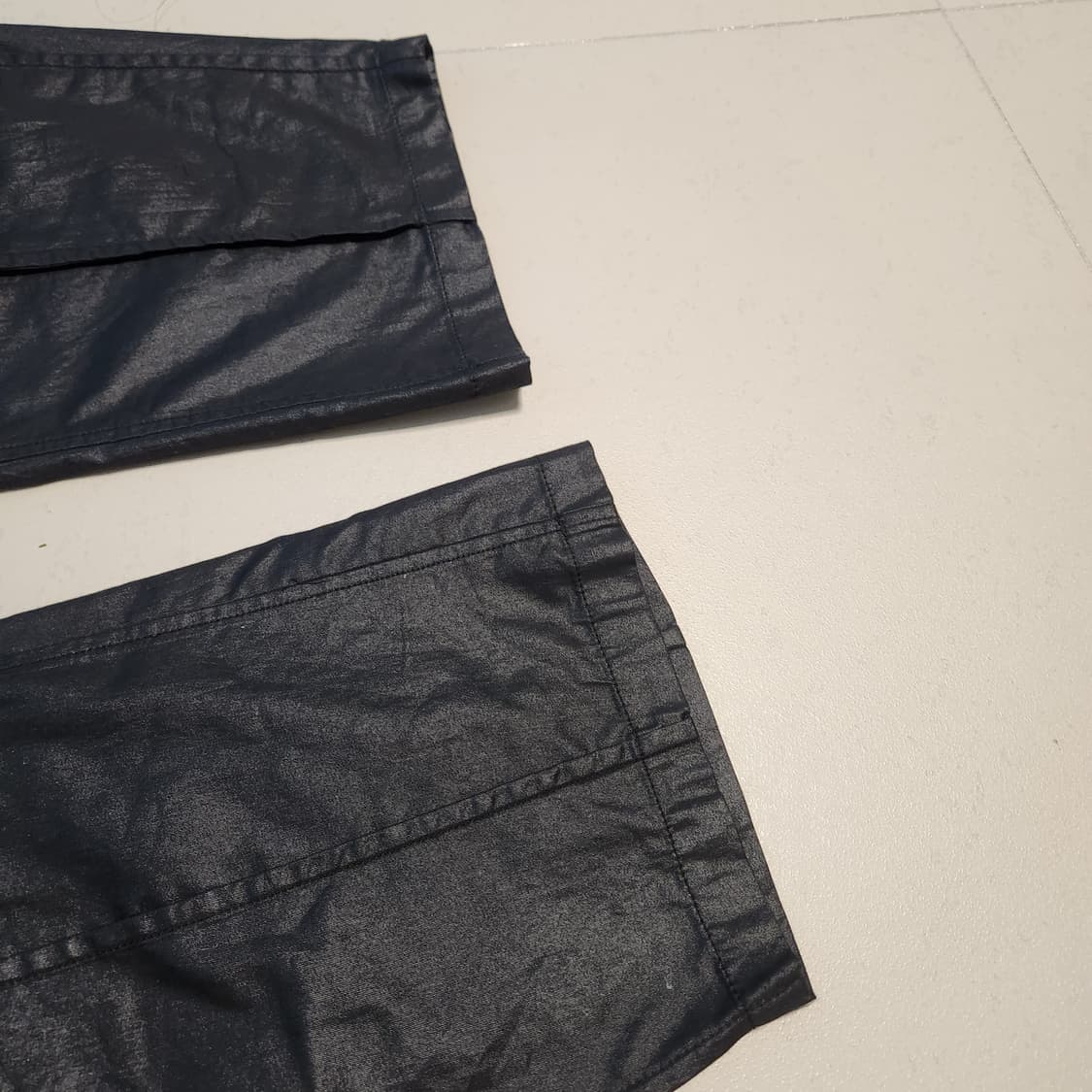 인사일런스 커브드 코튼 팬츠 COATED BLACK 상품이미지9