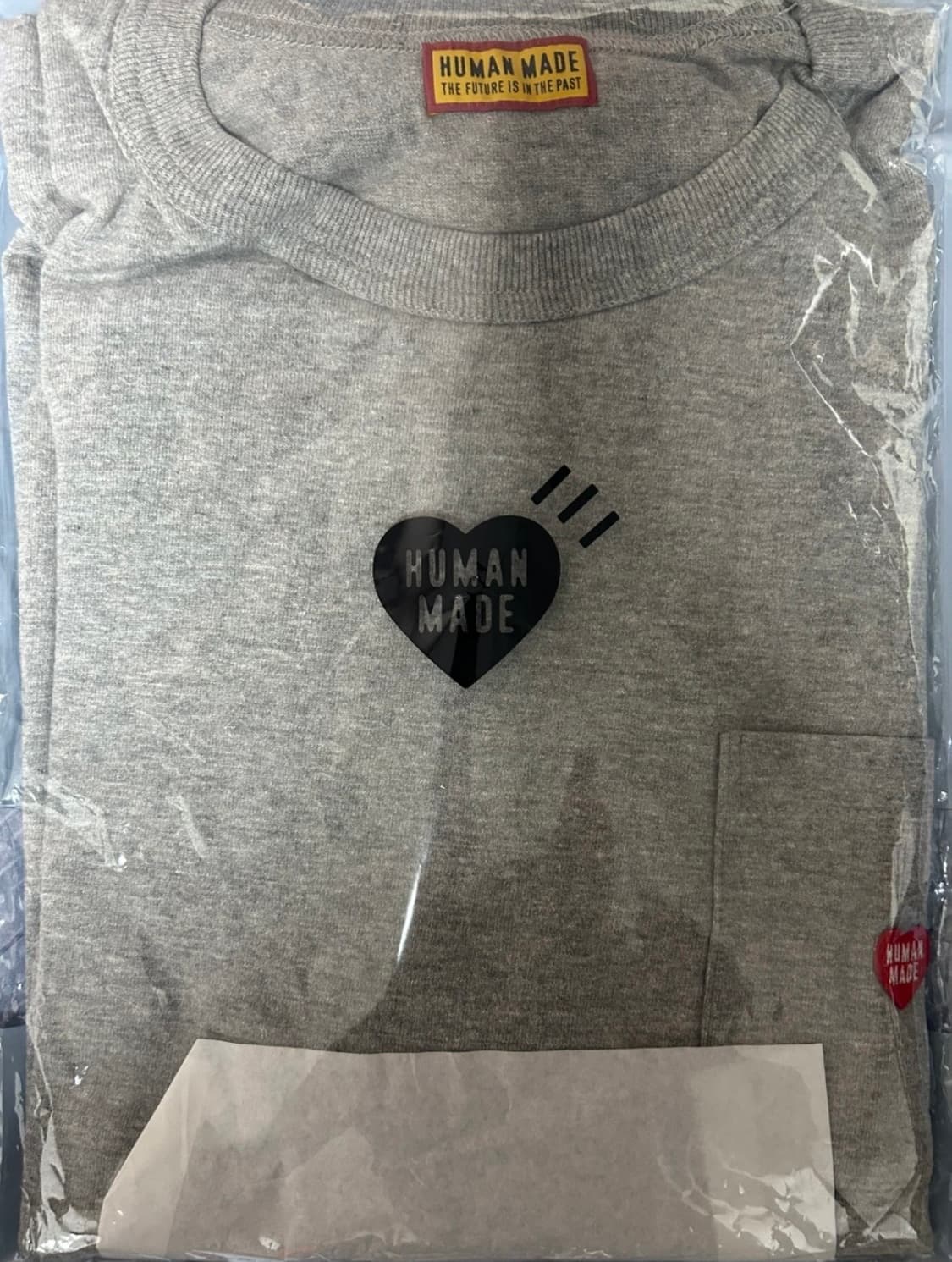 [새상품] 휴먼 메이드 하트 포켓 티셔츠 그레이 (XL) 상품이미지3