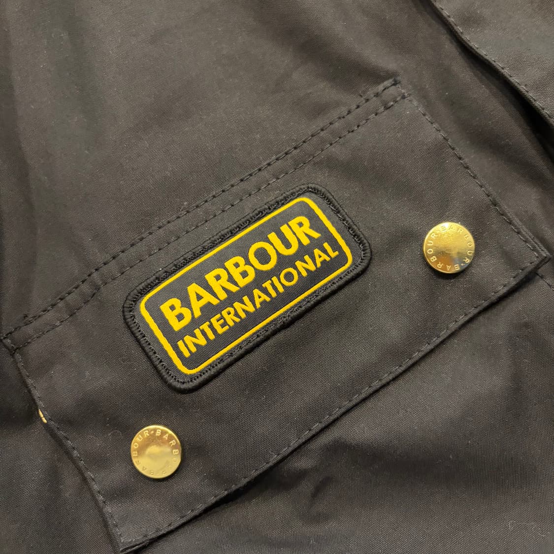 [L] 바버 인터내셔널 블랙 왁스 자켓 오케이몰 택 D617 상품이미지4