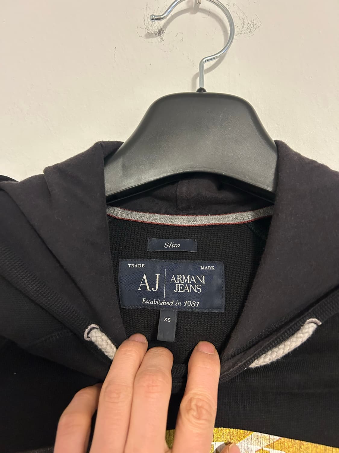 Armani Jeans 프린팅 블랙 후드티 상품이미지3