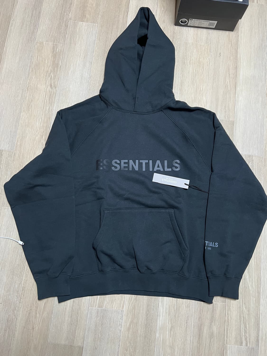 [새상품]에센셜 후드 피오갓 실리콘 아플리케 풀오버 맨투맨 상품이미지2