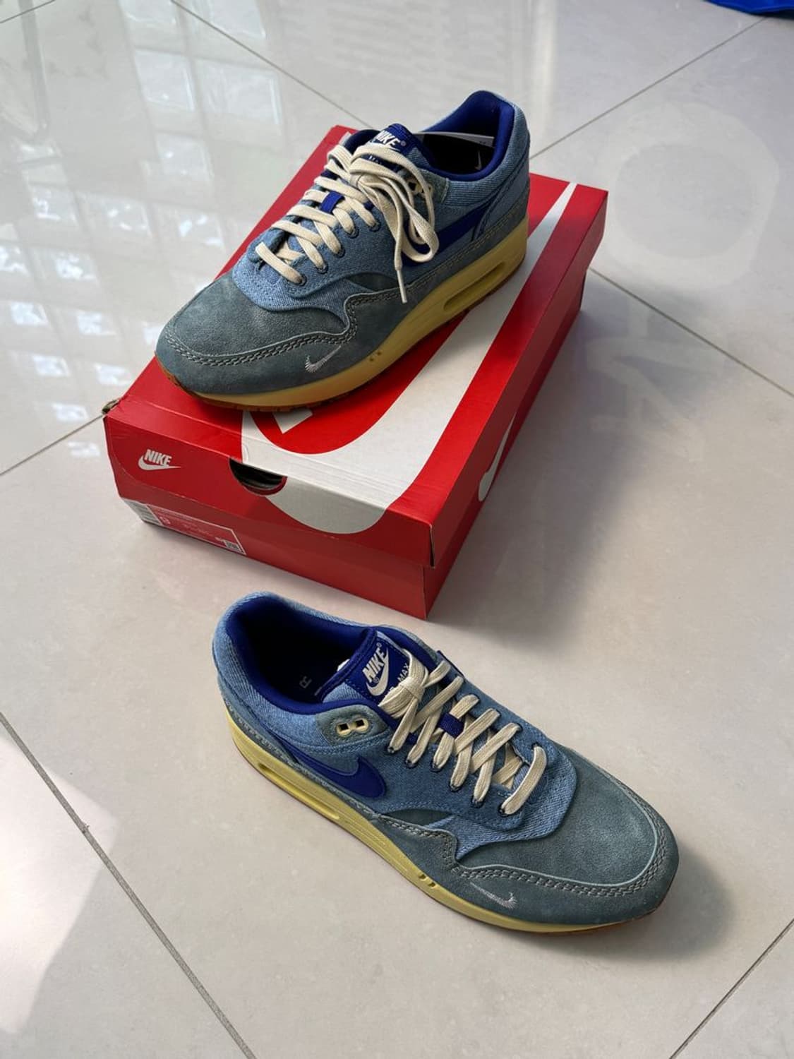 AIRMAX 에어맥스 DV3050 300 상품이미지1