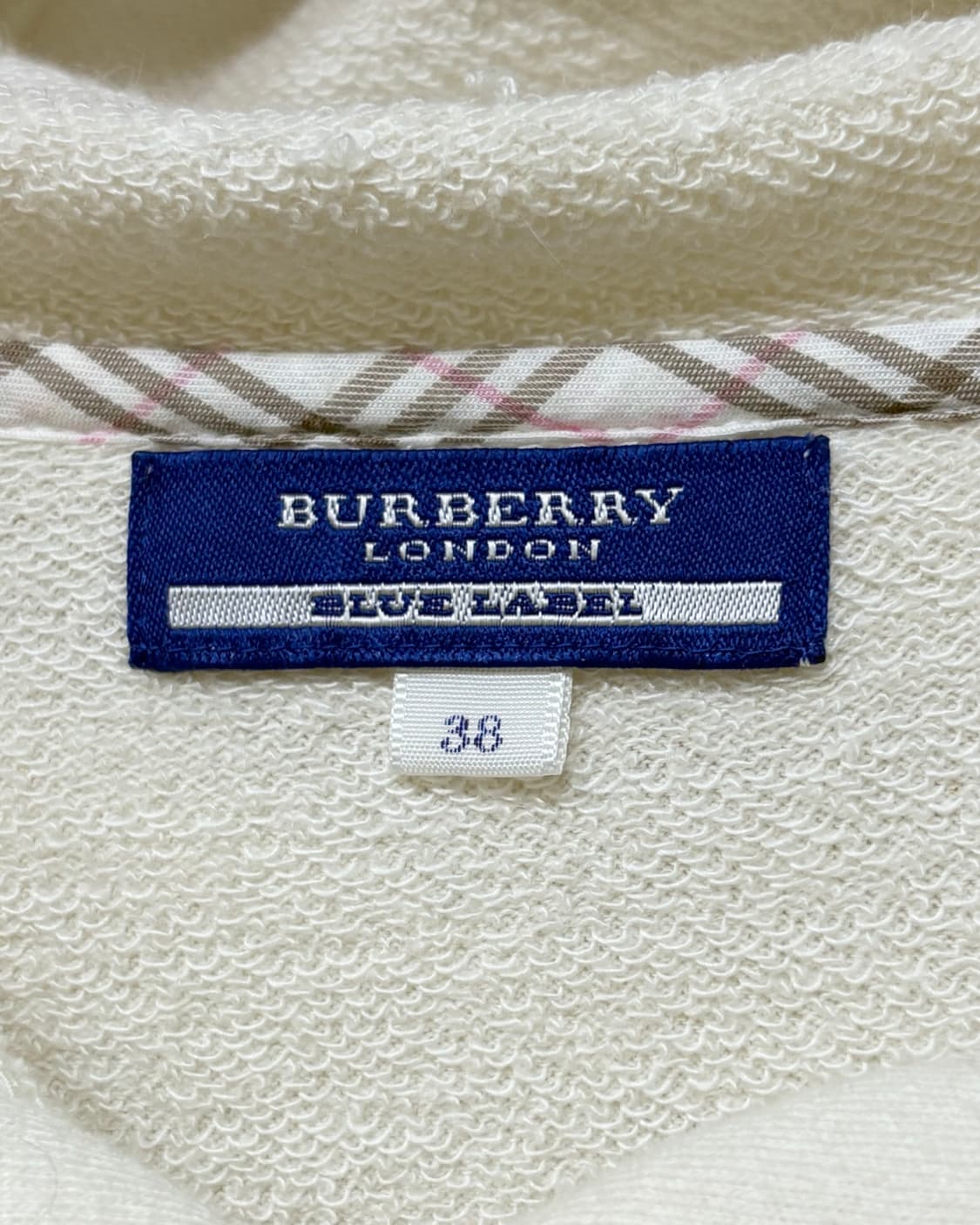 Burberry 버버리 블루라벨 아이보리컬러 니트 후드슬리브 상품이미지4