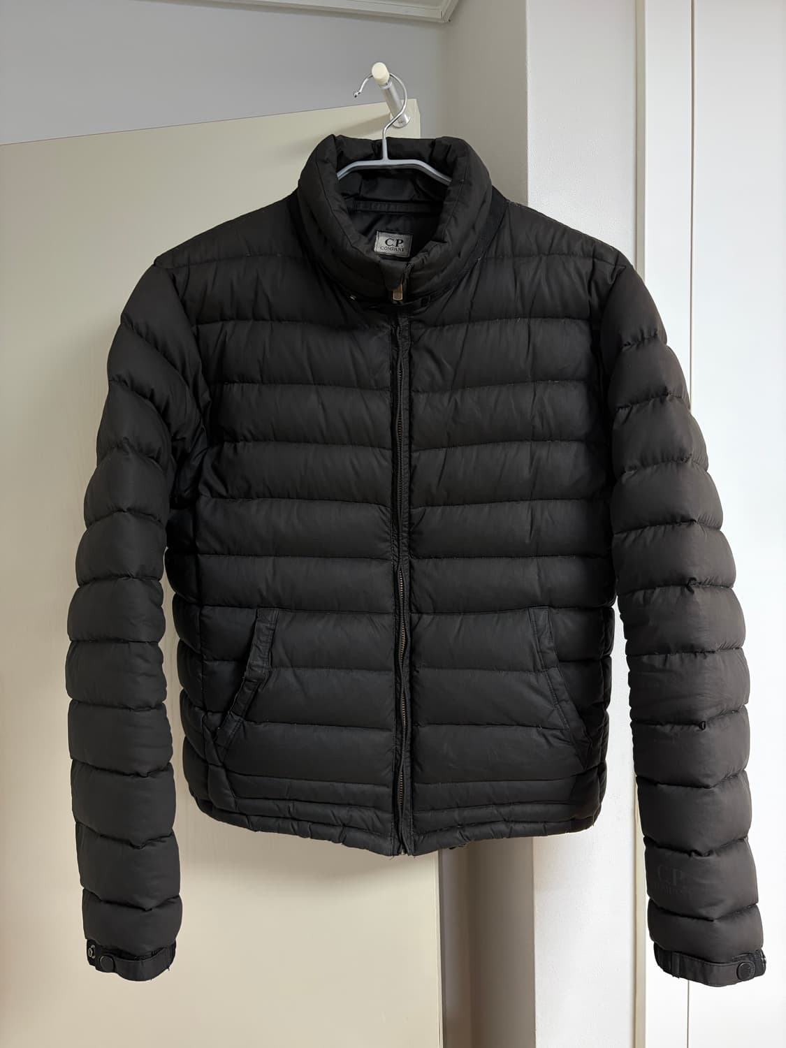 00‘s CP컴퍼니 경량패딩 블랙 상품이미지1